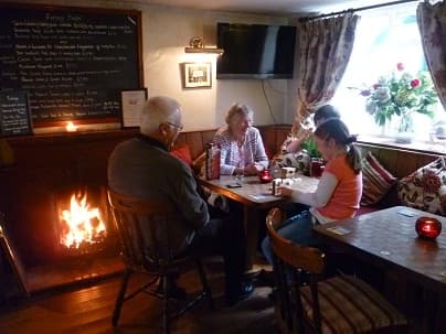 Pub White Horse Inn in ampleforth