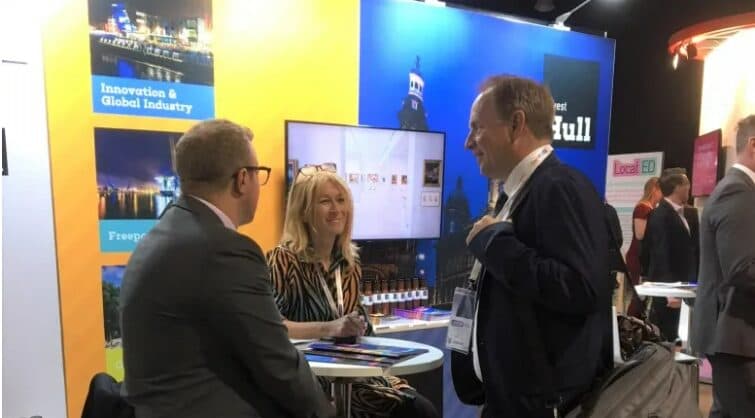 invest hull team members