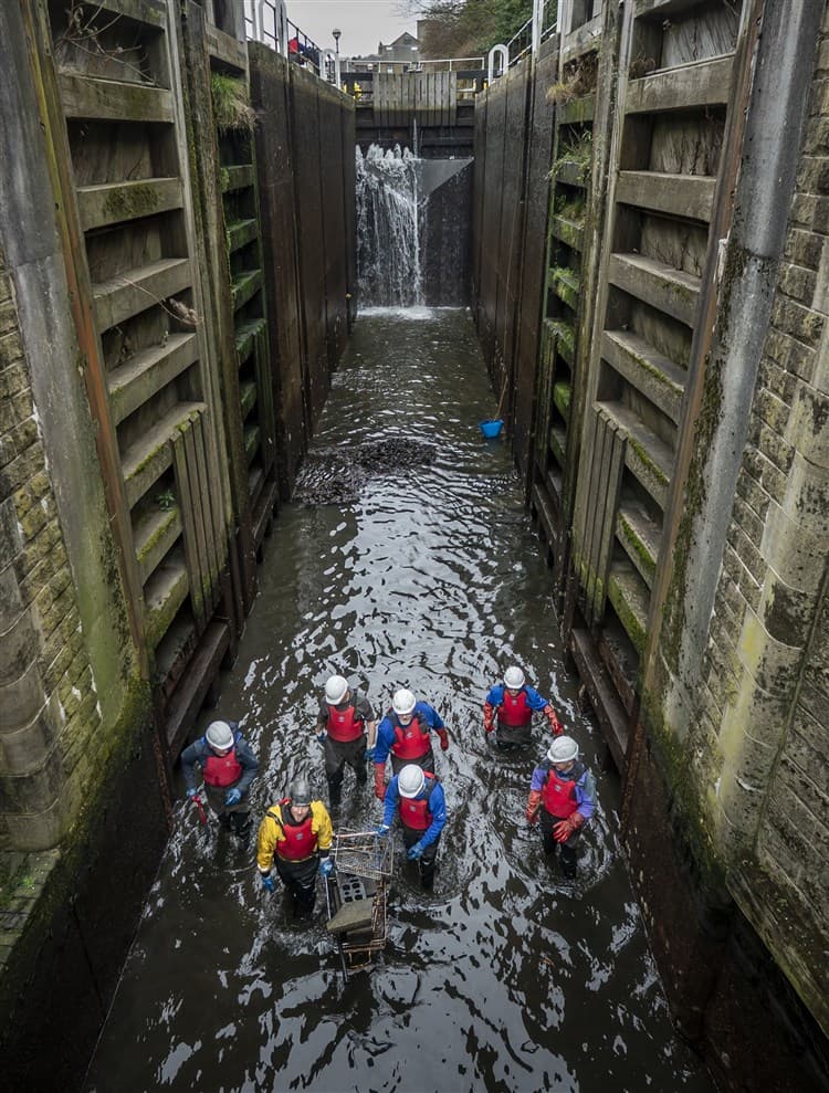 Why Volunteers Are Cleaning the UK’s Deepest Canal Lock in West Yorkshire