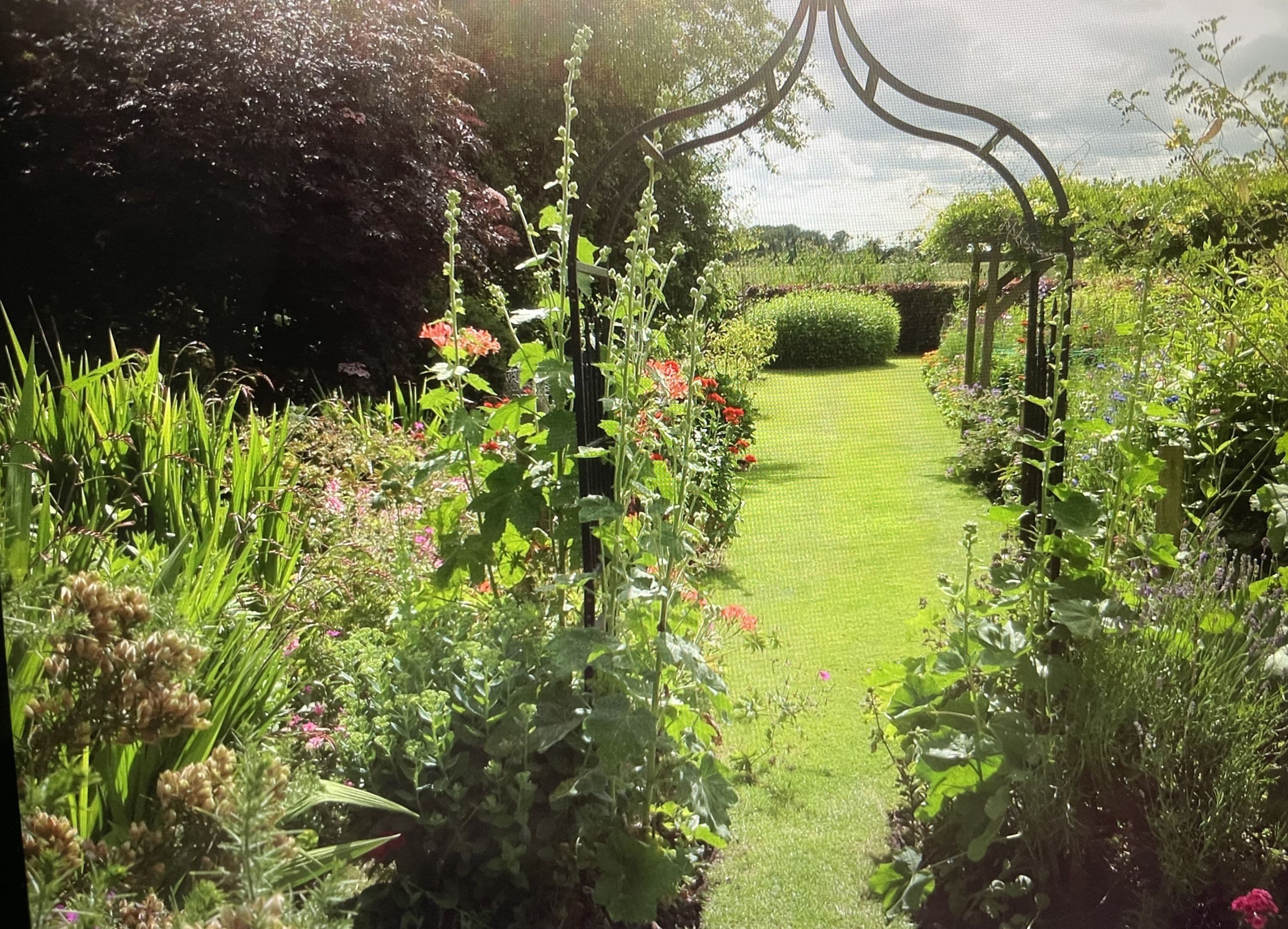Shiptonthorpe Prepares for Open Gardens Event on 4th and 5th July