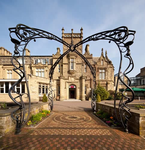 Accommodation at Mercure Bradford, Bankfield Hotel in bingley