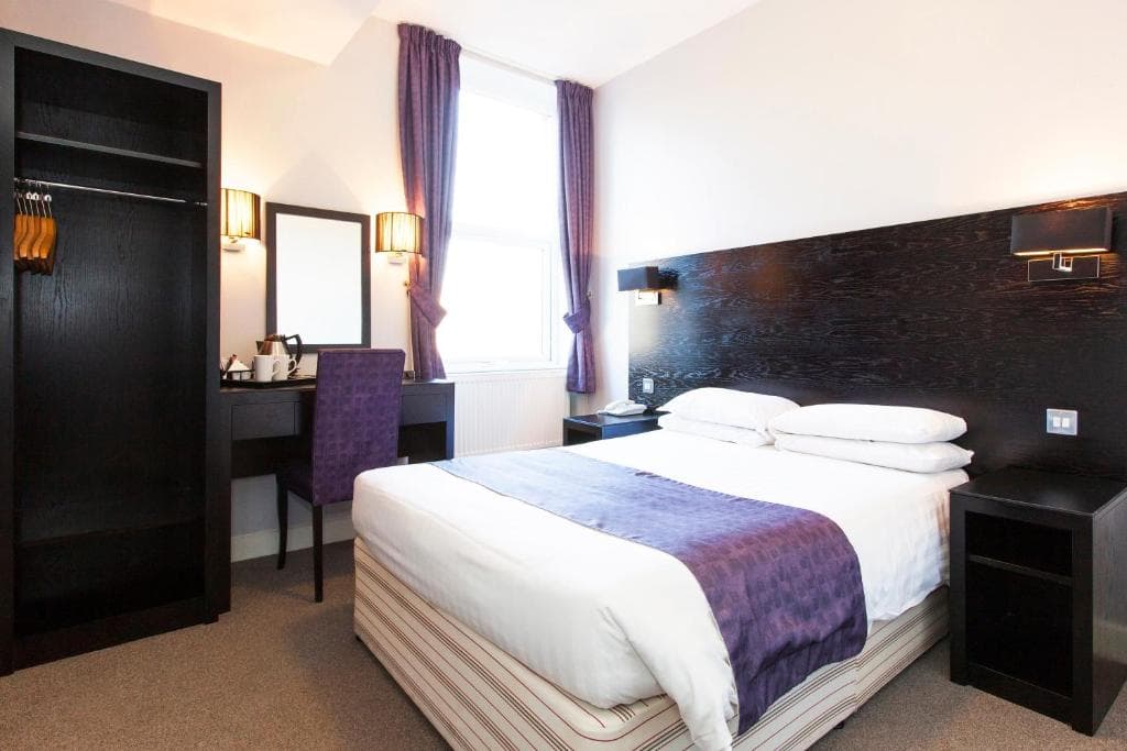 Accommodation at The Abbey Lodge Hotel in bradford