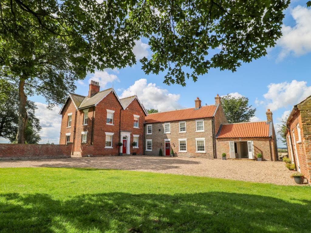 Accommodation at Hall Garth in high leven