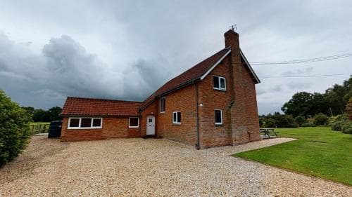 Accommodation at Woodlands Cottage in colton north yorkshire