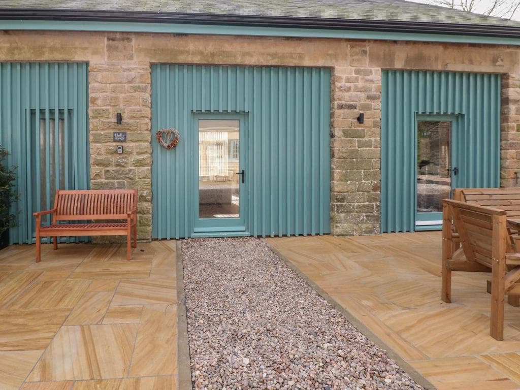 Accommodation at Holly Cottage in bolsterstone ewden village