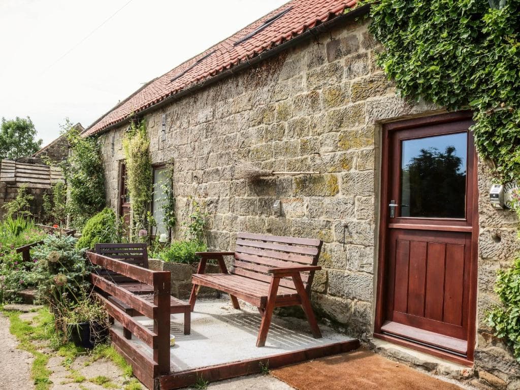 Accommodation at Daffodil Cottage, Whitby in danby