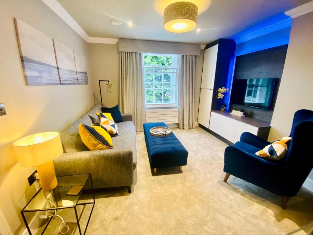Accommodation at 10 Bootham House - luxury city centre apartment in york