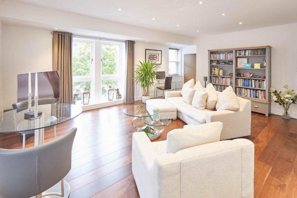 Accommodation at Host & Stay - One Love in harrogate