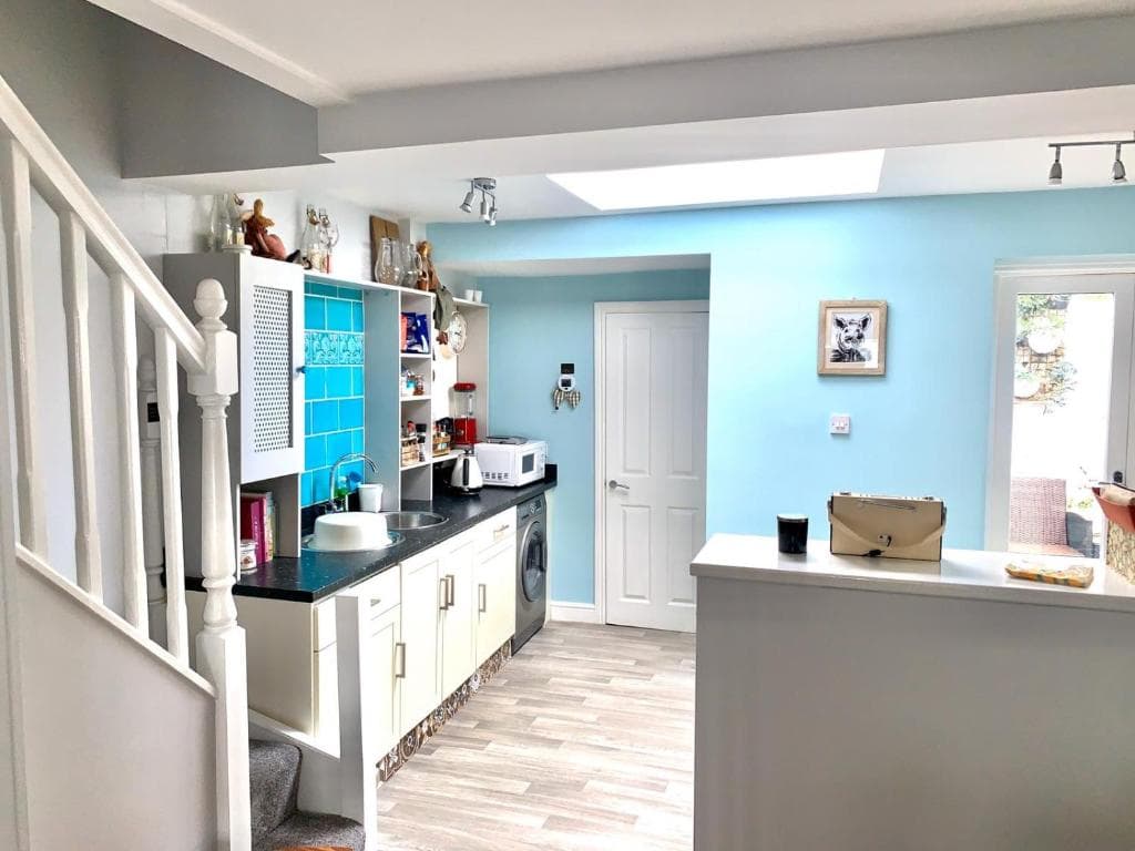 Accommodation at The Hampden - Free Parking - Central York Holiday House Home in york