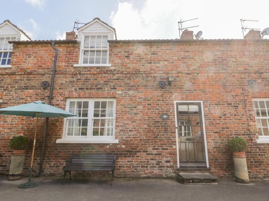 Accommodation at Bella's Cottage in north dalton