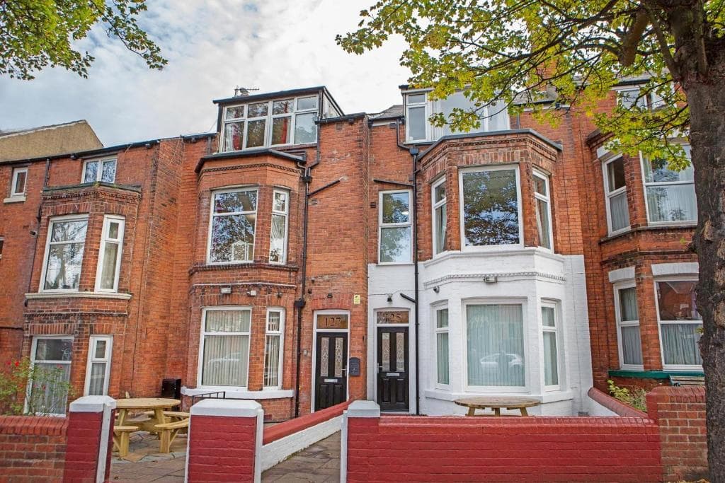 Accommodation at 127 Columbus Ravine in scarborough