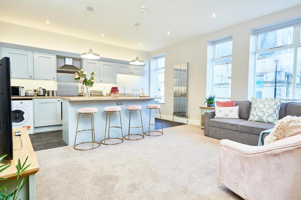 Accommodation at Stunning Central Gems of Harrogate - Sleeps 18! in harrogate