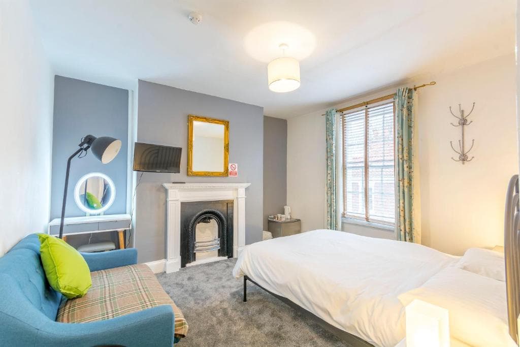 Accommodation at Minster Hub - 2 Min Walk 2 Minster! in york