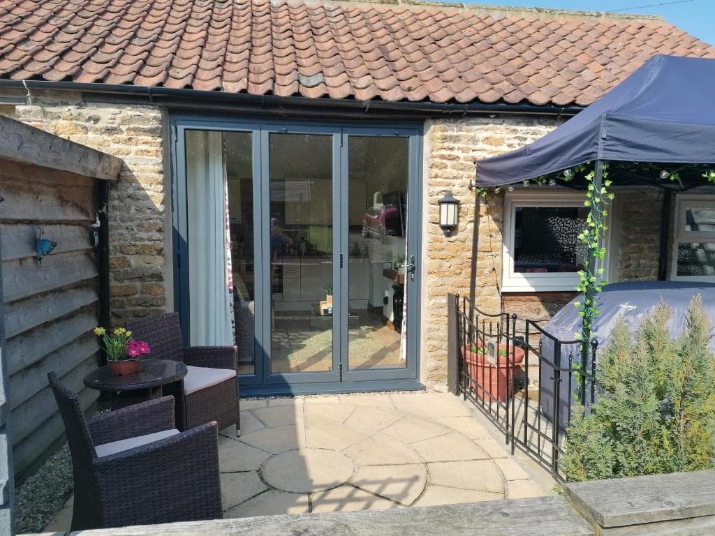 Accommodation at Larch Cottage, Ruston dog friendly with hot tub in ruston north yorkshire