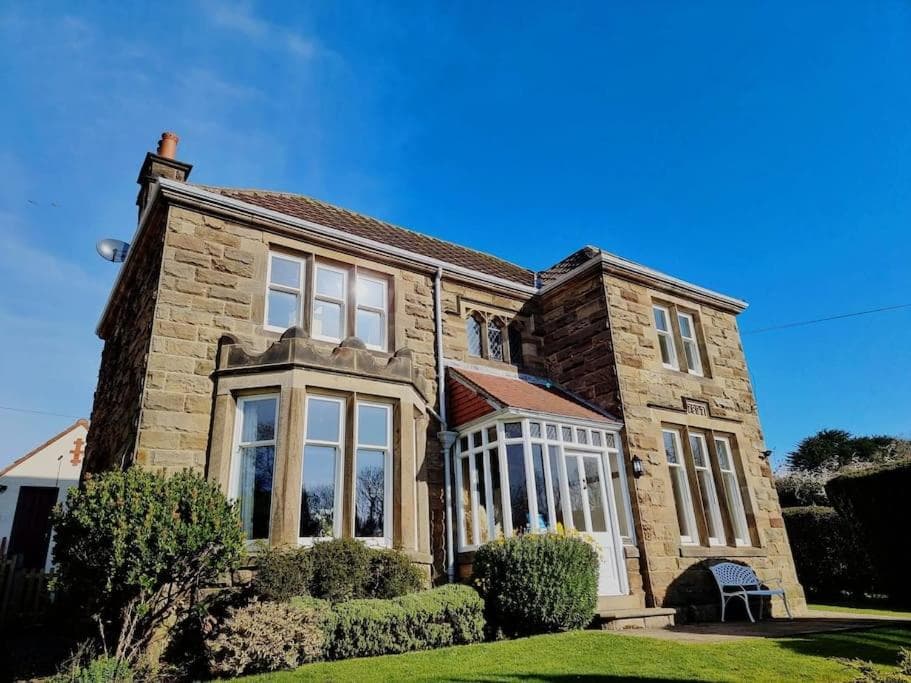 Accommodation at Heathfield in london gatwick airport