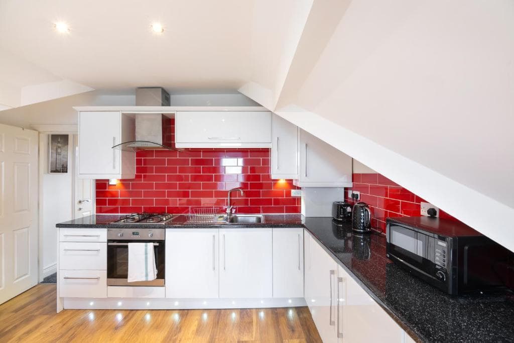 Accommodation at Modern city centre flat with free parking in leeds