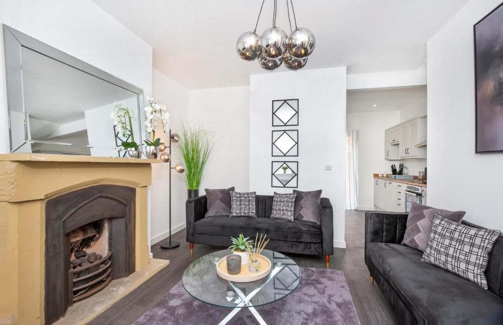 Accommodation at Piccadilly Place - 3 Bedroom House in york