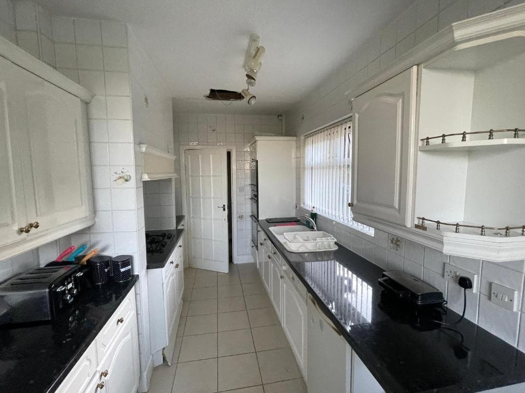 Accommodation at Beautiful 3 bedroom House in horsforth