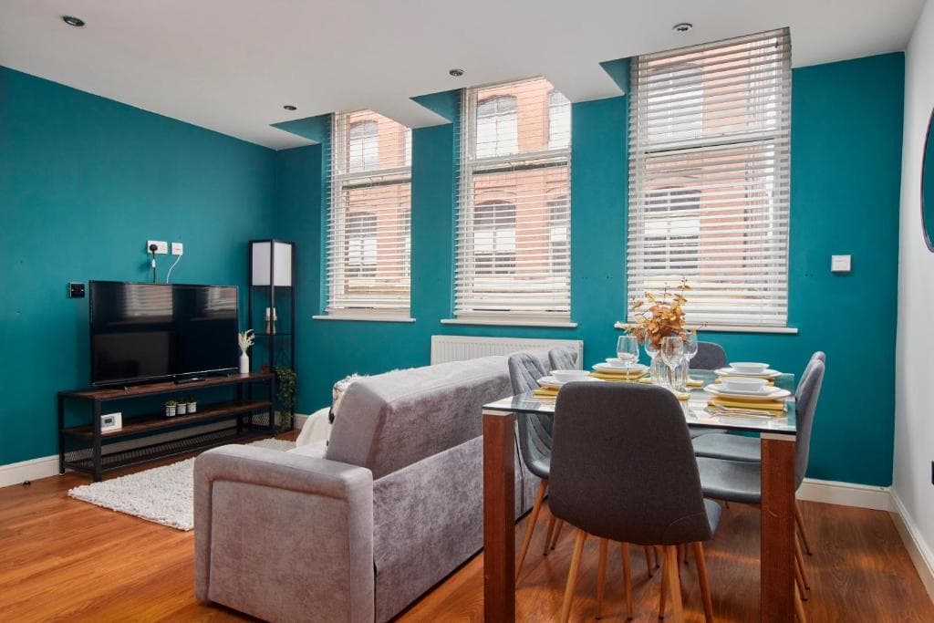 Accommodation at Spacious City Centre 3 Bedroom, 3 Bathroom in leeds