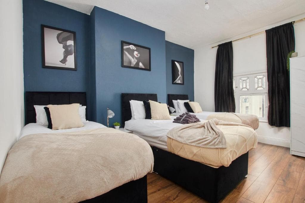 Accommodation at Stylish Large Duplex In Leeds - Sleeps 9 in leeds