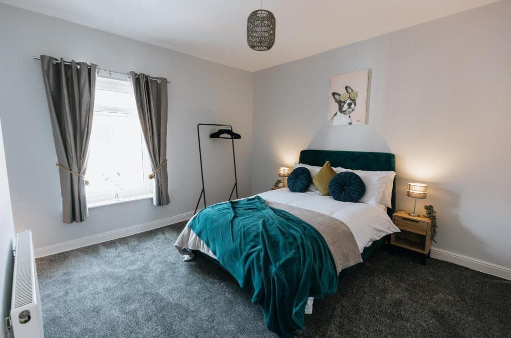 Accommodation at LIQUORICE LODGE - Modern 2 Bed House in Castleford, Yorkshire in castleford