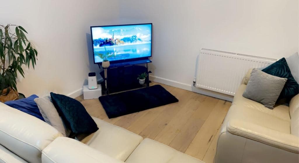 Accommodation at Inviting 2-Bed Apartment in Wakefield Charming in wakefield