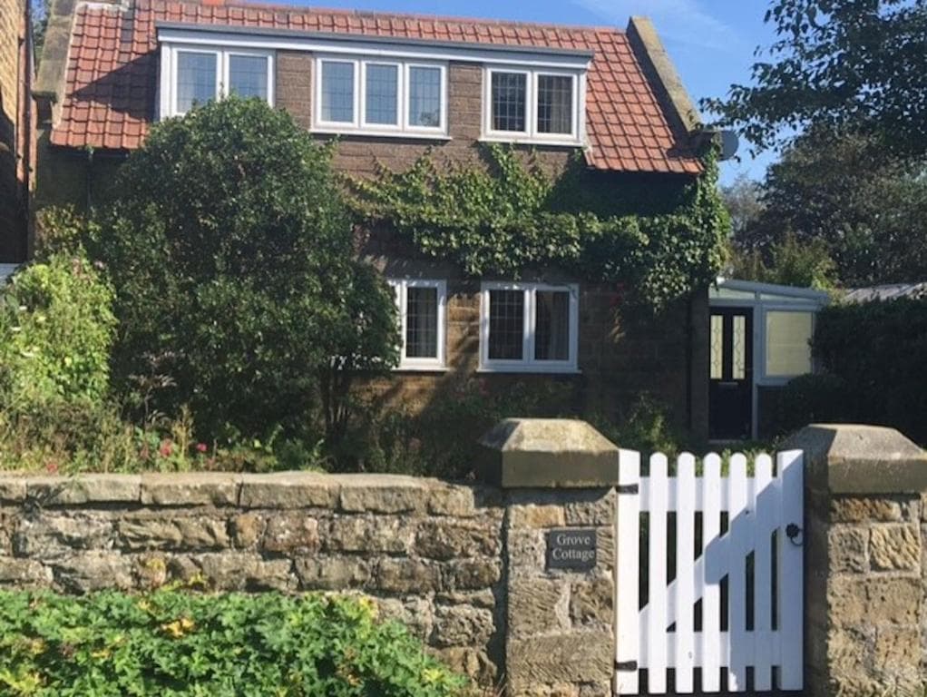 Accommodation at Scalby Grove Cottage in scalby