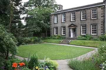 Private Tour - Haworth, Bolton Abbey and Yorkshire Dales Day Trip from Harrogate - Tour in yorkshire dales