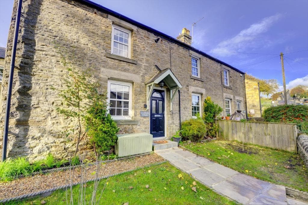 Accommodation at Gallowgate Cottage - Dog friendly cottage (sleeps 4 in 2 double rooms) in richmond