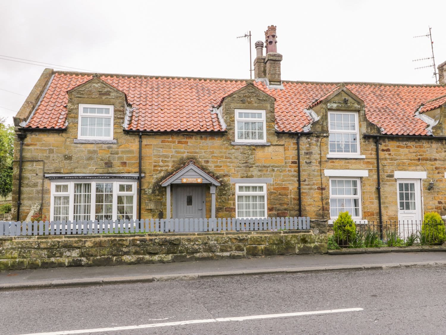 Accommodation at 11A High Street in burniston