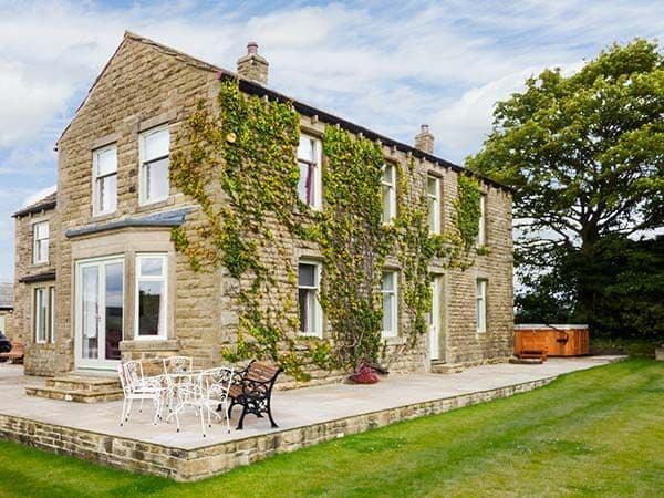 Accommodation at Cringles House in addingham