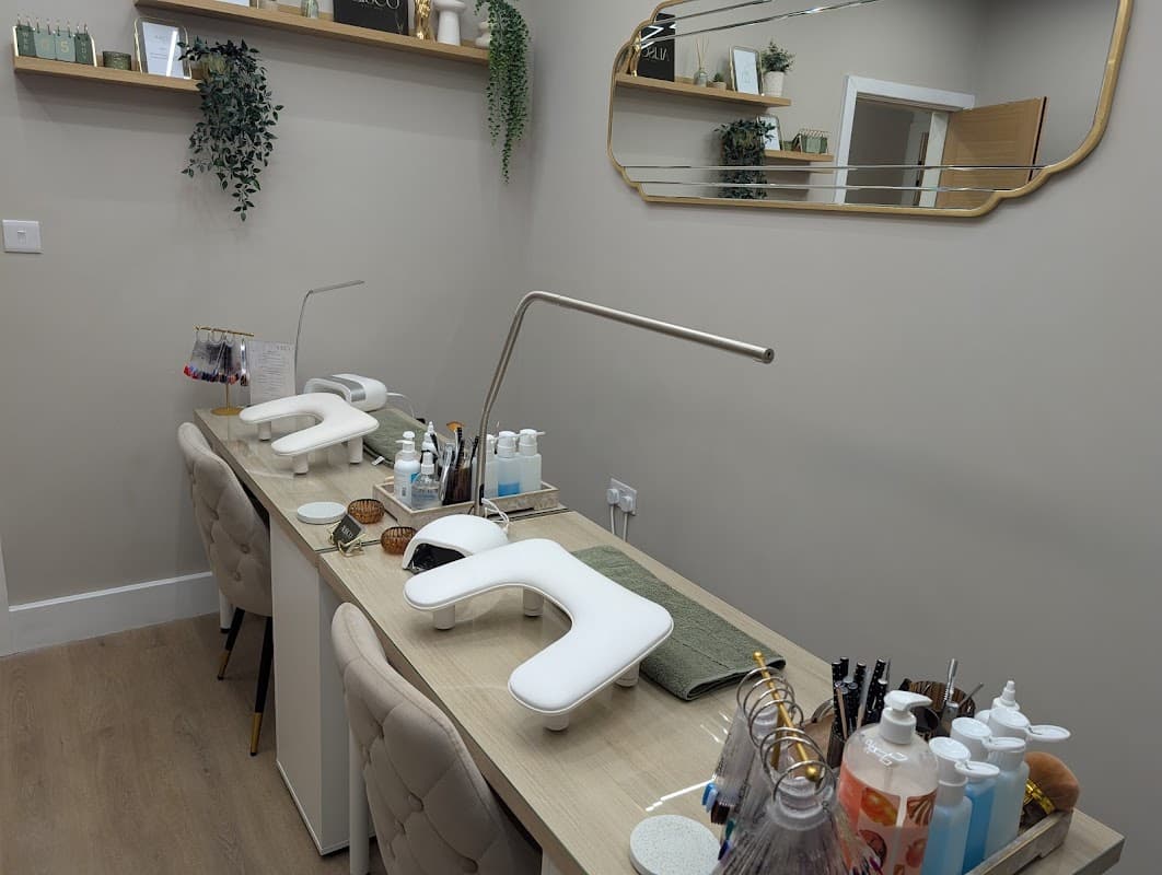 Alisco Nail Spa - Nail Salons in baildon