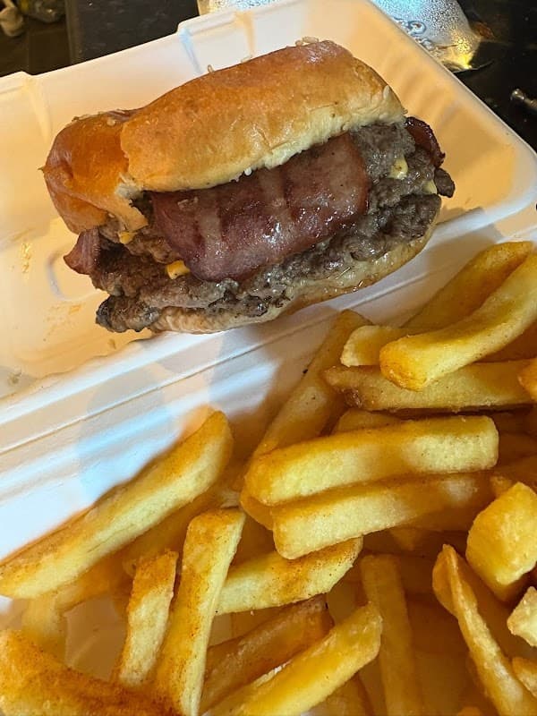 BRGR SHACK LTD - Takeaway in batley