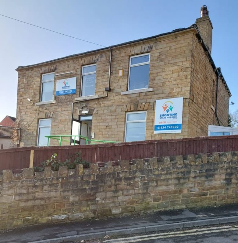 Shooting Stars Nursery - Nurseries in batley