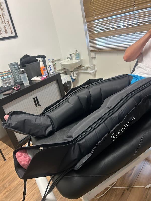 LA Performance - Sports Injury Clinics in beverley