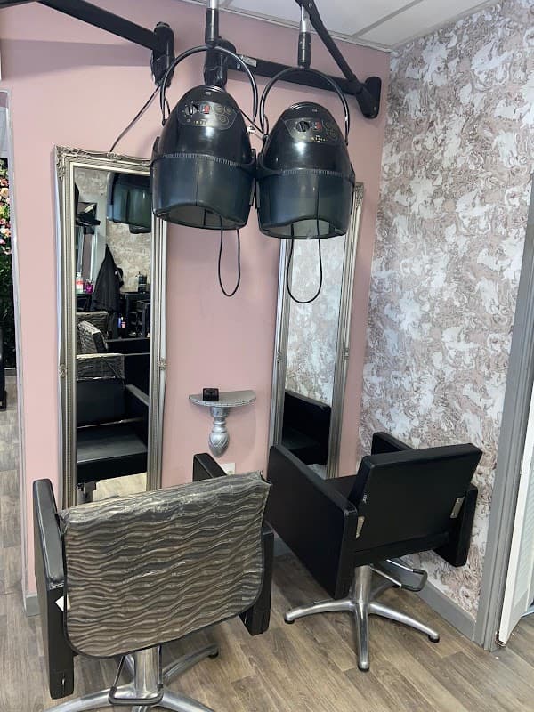 Unique - Hair Salons in bradford