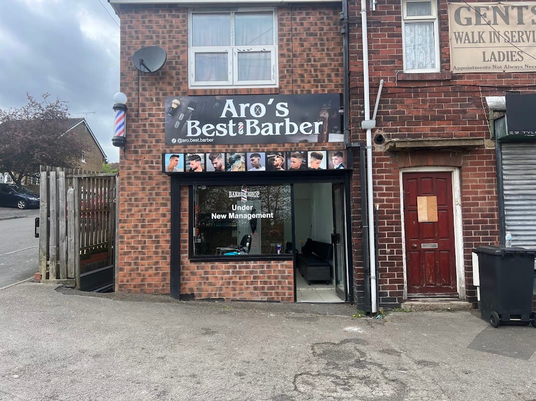 Aroβs best barber - Barbers in carbrook