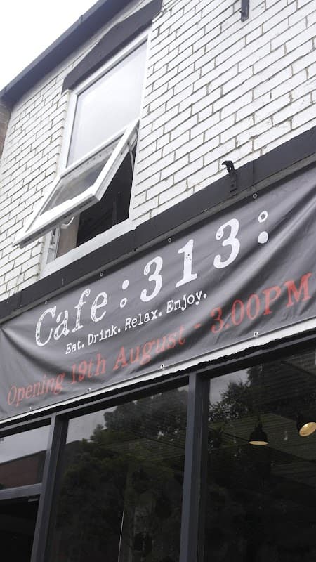 Cafe Café 313 in carbrook