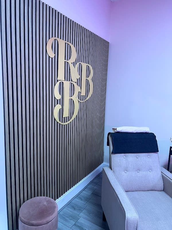 Rhee's Beauty Bar - Beauty Salons in carbrook