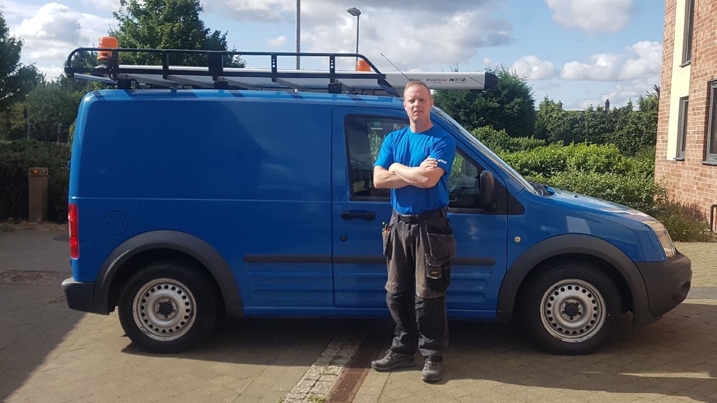 WR Plumbing Services - Plumbers in castleford