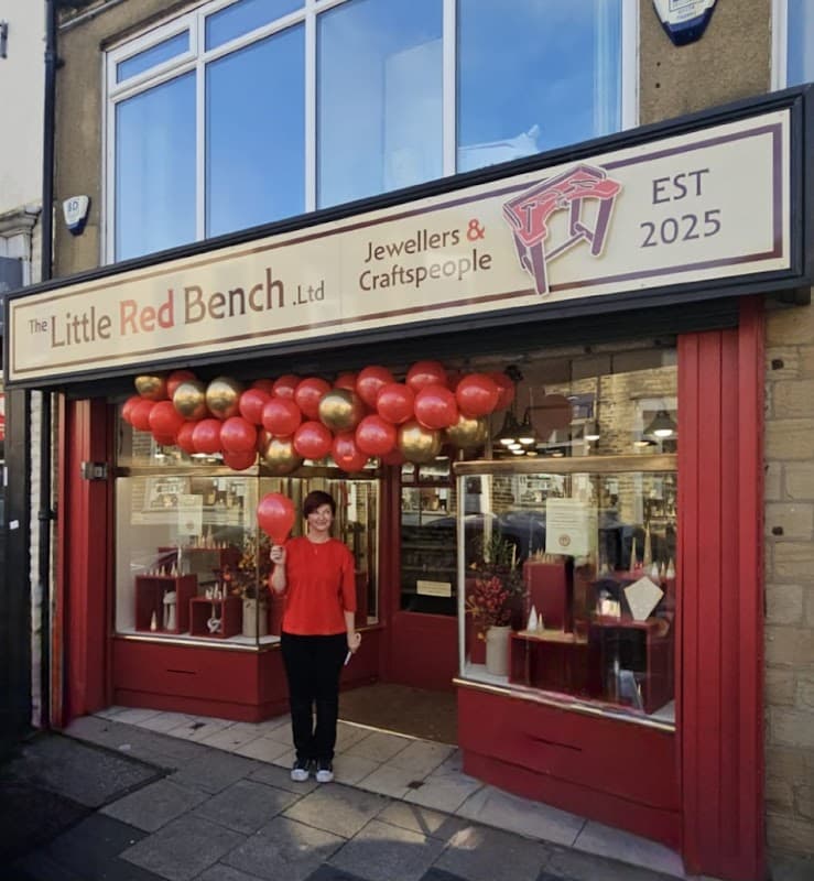 The Little Red Bench ltd - Jewellers in cleckheaton