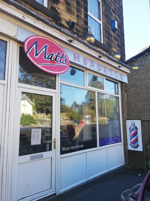 Matts Headroom - Barbers in cross roads