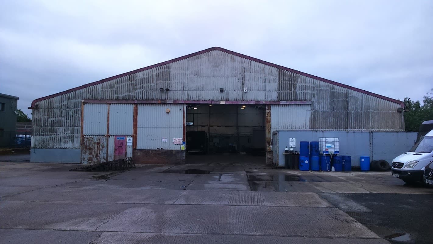 UPS Distribution Centre - Couriers in farsley