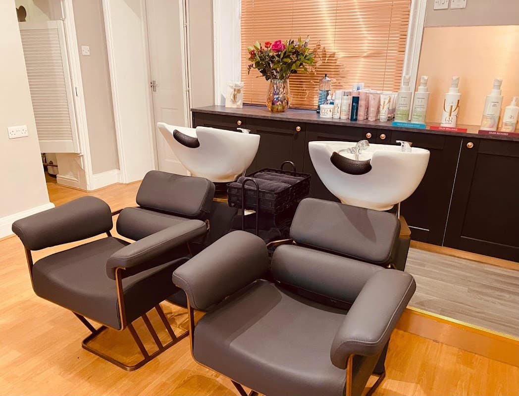 Sara Pugh Hairdressing - Hair Salons in harrogate