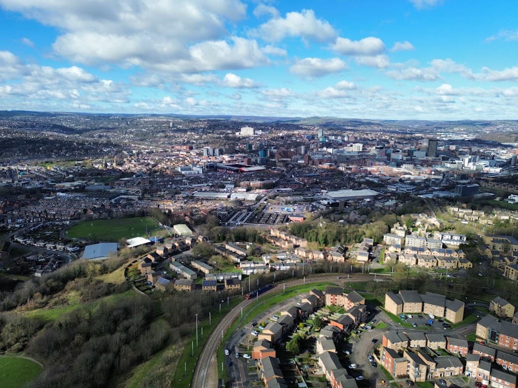 Kenninghall Open Space - Park in heeley
