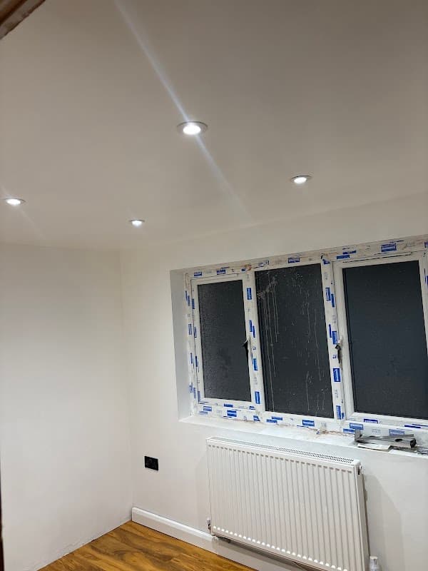 RE Electrical - Electricians in heeley