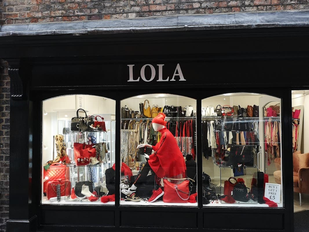 Lola - Clothes Shops in heworth