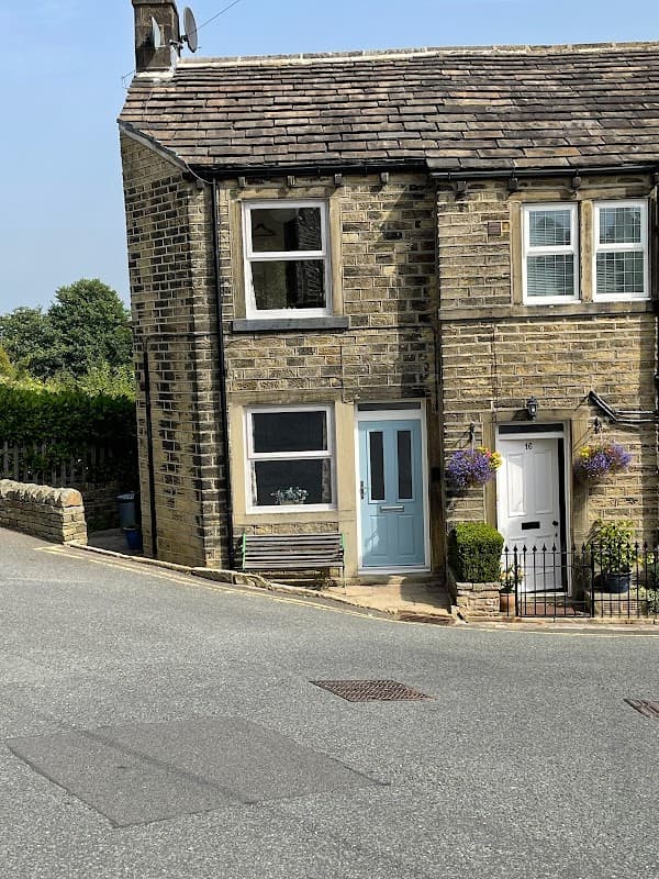 Accommodation at No.18 - holiday let in holmfirth