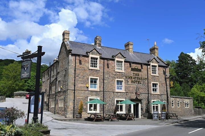 Accommodation at Wheatsheaf Baslow by Marstons Inns in hathersage