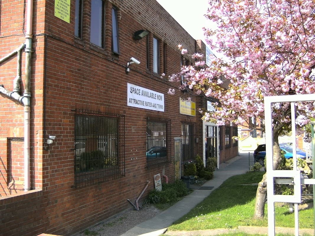 Metro Storage - Self Storage in hunslet